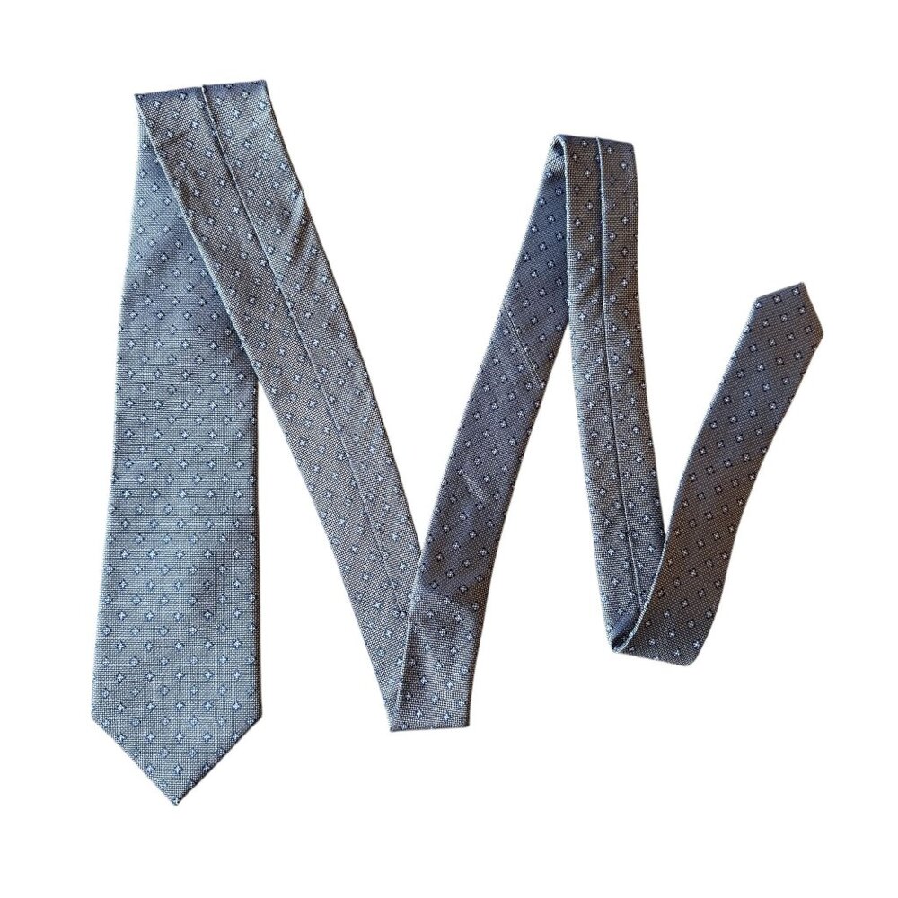 Jos. A. Bank Traveler Stain-Resistant Tie Long Size 61" Blue Micro Dot Pattern - Picture 9 of 13
